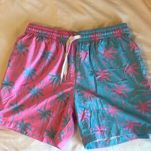Chubbies Pink and Teal Palm Print Men's Shorts
